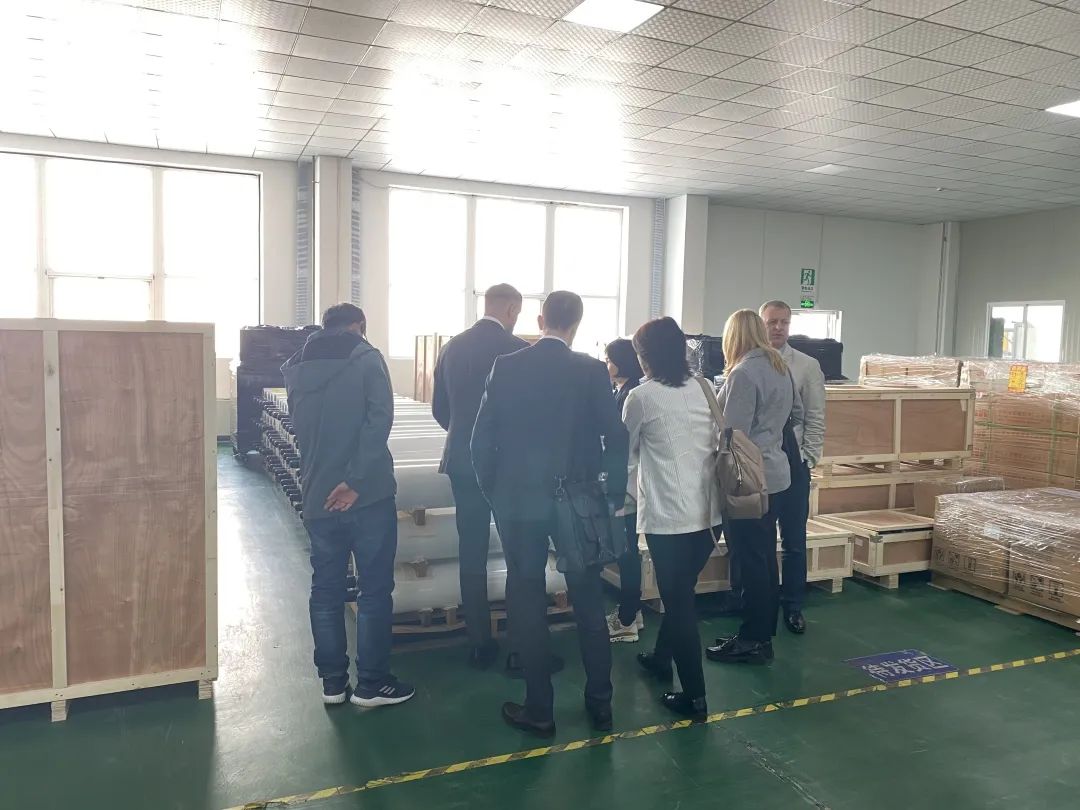 熱烈歡迎白俄羅斯客戶蒞臨我司參觀考察洽談業(yè)務 熱烈歡迎白俄羅斯客戶蒞臨我司參觀考察洽談業(yè)務